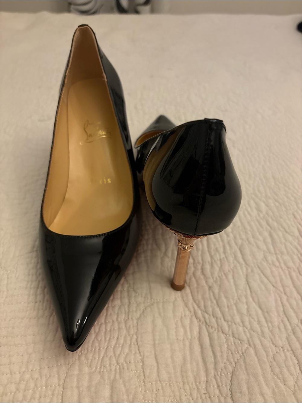 Louboutin Lipchick 100 Black Patent Pump Gold Heel Size 41
